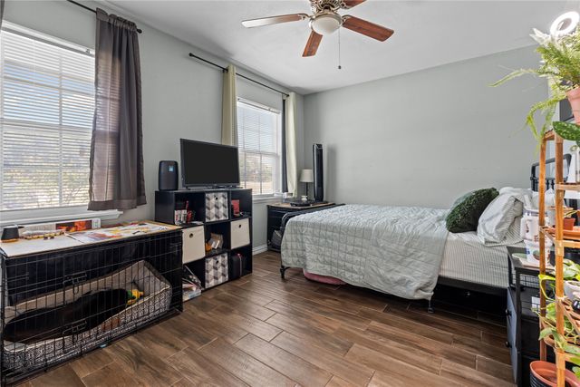 7036 Sandybrook Drive, Fort Worth, TX 76120