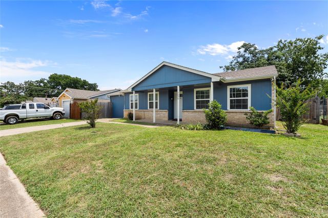 7036 Sandybrook Drive, Fort Worth, TX 76120