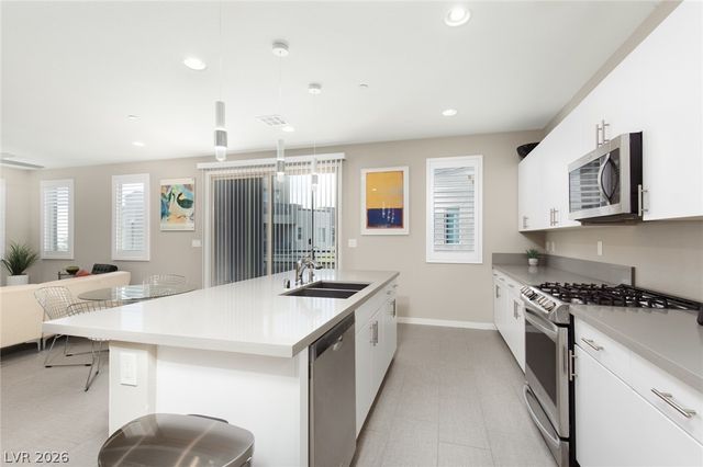11283 Cactus Tower Avenue 101, Las Vegas, NV 89135
