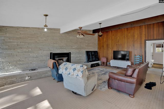 3600 KENNERLY Road, Irmo, SC 29063