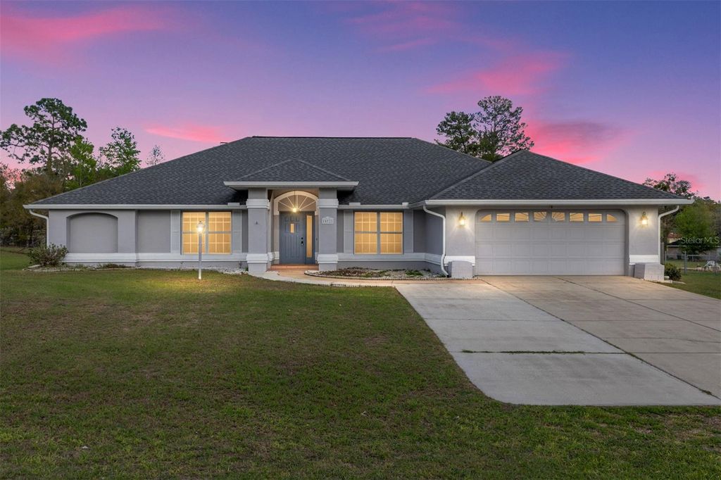 Image 2 of property listing at 10521 SW 54TH COURT, Ocala, FL 34476