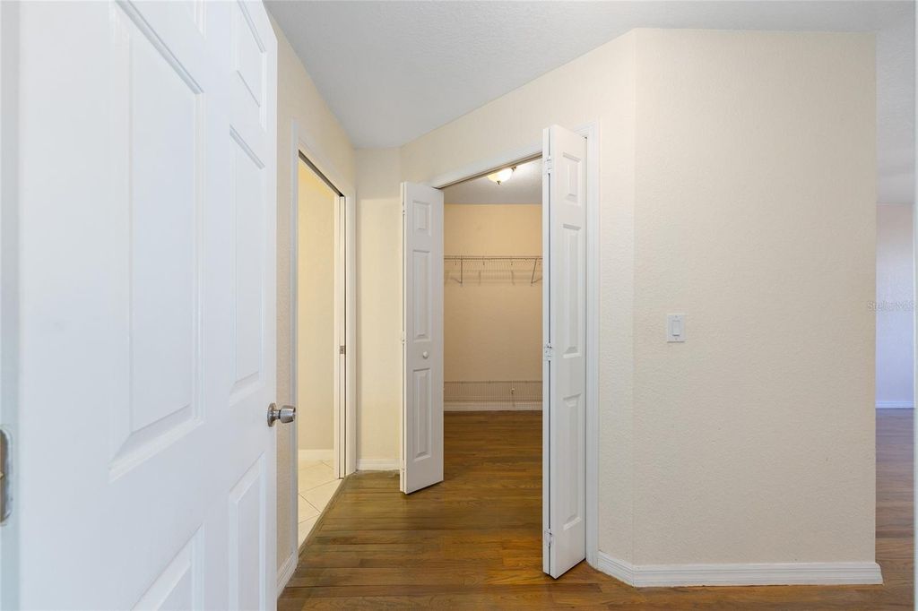 Image 21 of property listing at 10521 SW 54TH COURT, Ocala, FL 34476