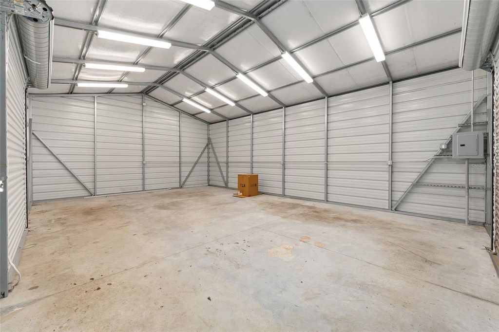 Image 35 of property listing at 10521 SW 54TH COURT, Ocala, FL 34476