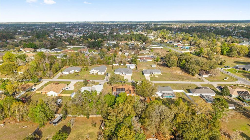 Image 39 of property listing at 10521 SW 54TH COURT, Ocala, FL 34476