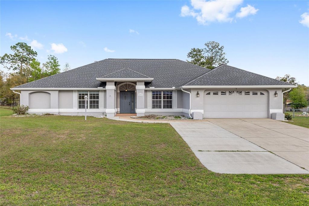 Image 40 of property listing at 10521 SW 54TH COURT, Ocala, FL 34476