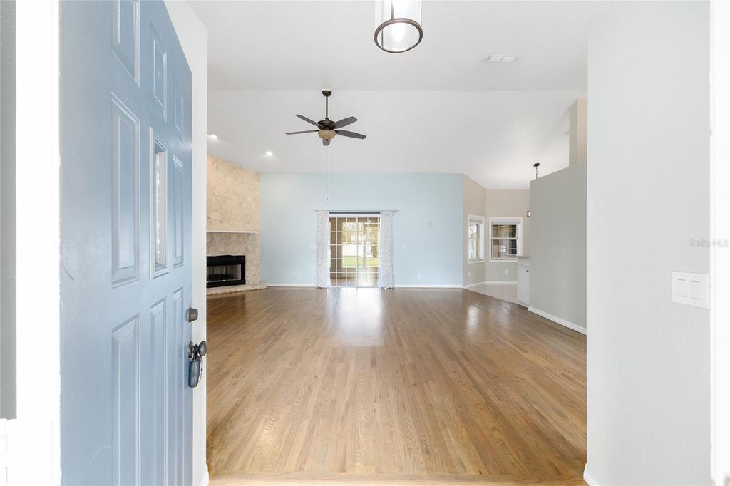 Image 5 of property listing at 10521 SW 54TH COURT, Ocala, FL 34476