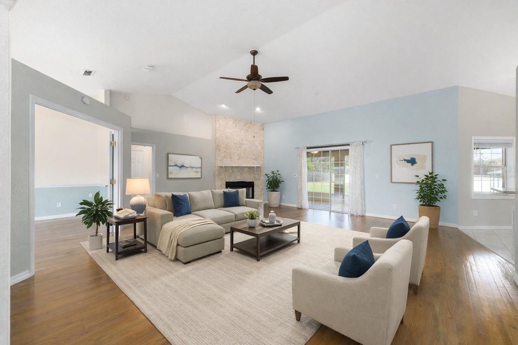 Image 6 of property listing at 10521 SW 54TH COURT, Ocala, FL 34476