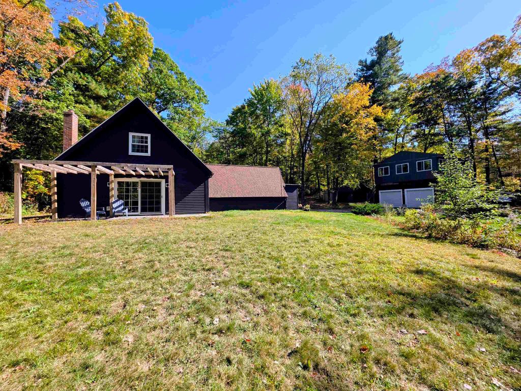 103 Mammoth Road, Hooksett, NH 03106