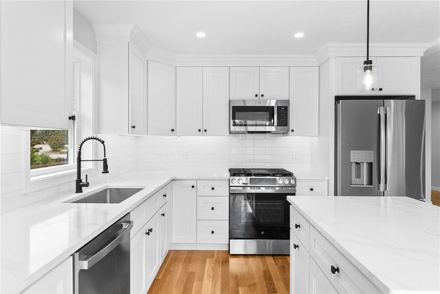 9 Kinsman Street, Cumberland, RI 02864