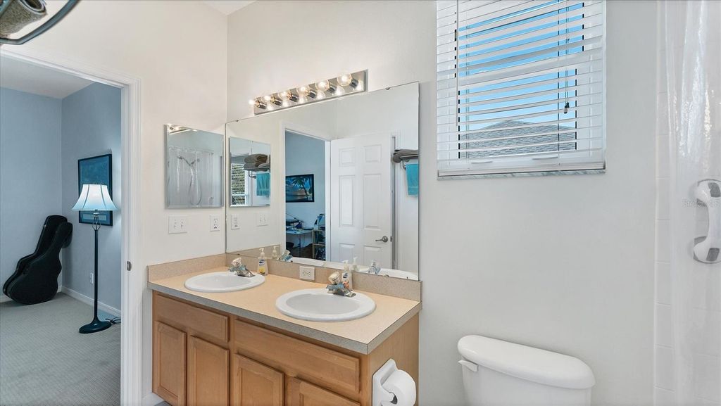 Image 33 of property listing at 7302 DEER CROSSING COURT, Sarasota, FL 34240