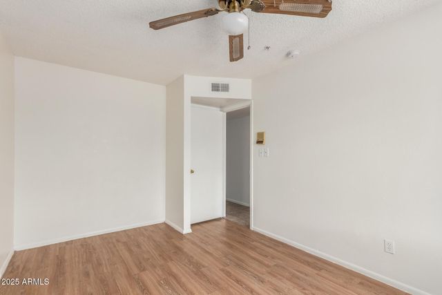 9646 N 47TH Avenue, Glendale, AZ 85302