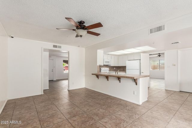 9646 N 47TH Avenue, Glendale, AZ 85302