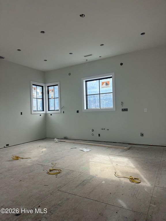 Image 3 of property listing at 132 James Edward Court, Wilmington, NC 28403