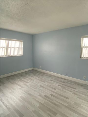 224 Hibiscus Ave Apt 260, Lauderdale By The Sea, FL 33308