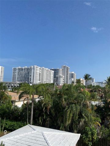 224 Hibiscus Ave Apt 260, Lauderdale By The Sea, FL 33308