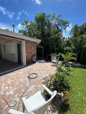 224 Hibiscus Ave Apt 260, Lauderdale By The Sea, FL 33308