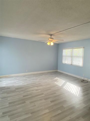 224 Hibiscus Ave Apt 260, Lauderdale By The Sea, FL 33308
