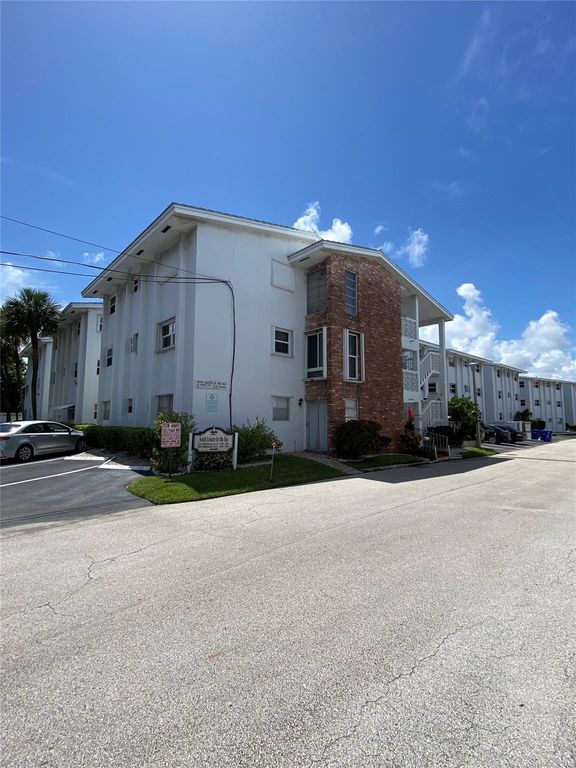 224 Hibiscus Ave Apt 260, Lauderdale By The Sea, FL 33308