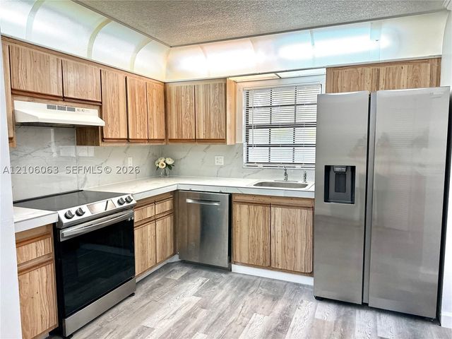 3694 NW 95th Ter 8M, Sunrise, FL 33351