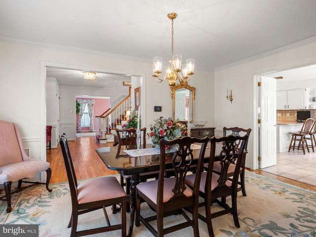 418 BEAUMONT CIR, West Chester, PA 19380