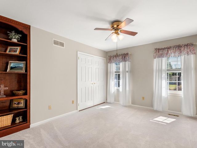 418 BEAUMONT CIR, West Chester, PA 19380