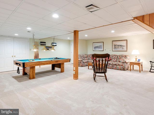 418 BEAUMONT CIR, West Chester, PA 19380