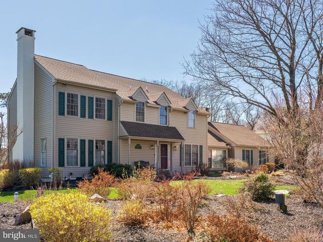 418 BEAUMONT CIR, West Chester, PA 19380