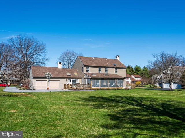 418 BEAUMONT CIR, West Chester, PA 19380