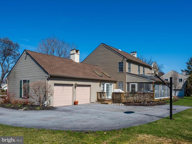 418 BEAUMONT CIR, West Chester, PA 19380