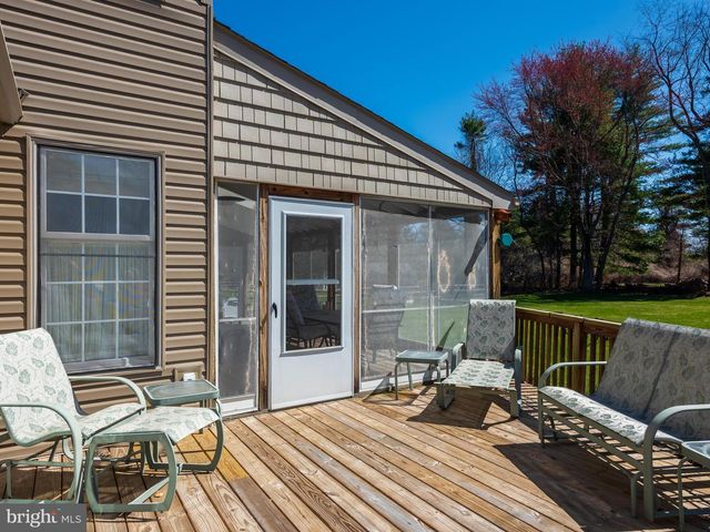 418 BEAUMONT CIR, West Chester, PA 19380