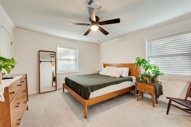 5529 Fursman Avenue, Fort Worth, TX 76114