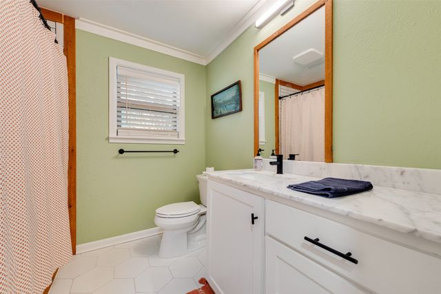 5529 Fursman Avenue, Fort Worth, TX 76114