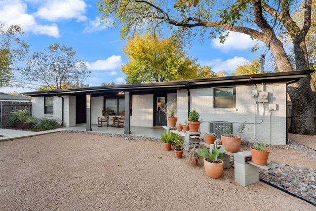 5529 Fursman Avenue, Fort Worth, TX 76114