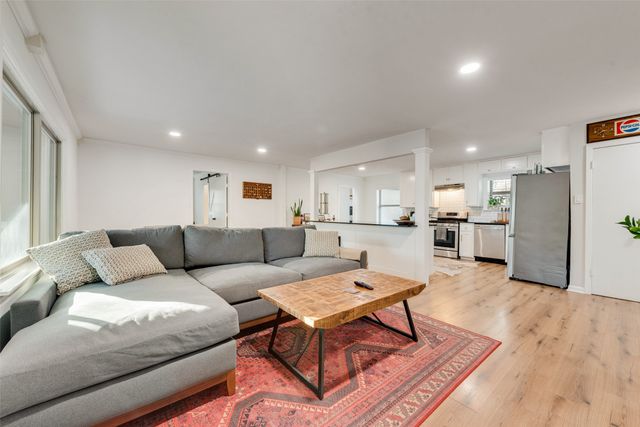 5529 Fursman Avenue, Fort Worth, TX 76114