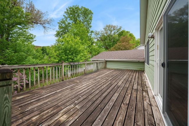 12967 Eagle Bluff Drive, Burnsville, MN 55337