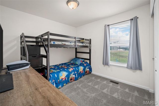 829 Warrior Ridge Drive, Warrenton, MO 63383