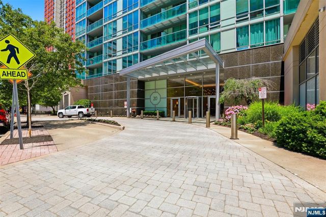 20 Newport Parkway 2012, Jersey City, NJ 07310