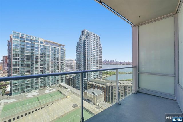 20 Newport Parkway 2012, Jersey City, NJ 07310