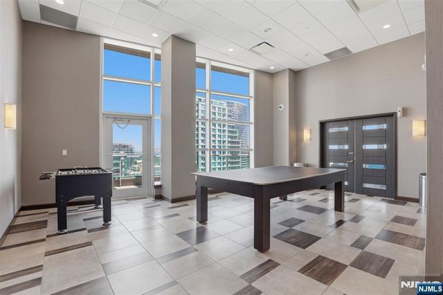 20 Newport Parkway 2012, Jersey City, NJ 07310