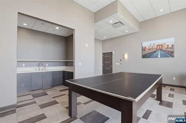 20 Newport Parkway 2012, Jersey City, NJ 07310
