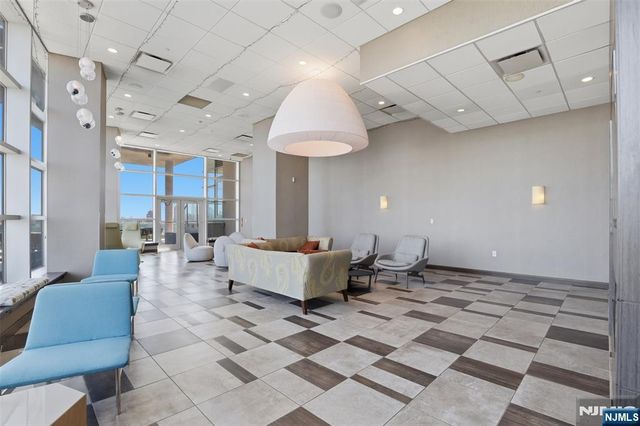 20 Newport Parkway 2012, Jersey City, NJ 07310
