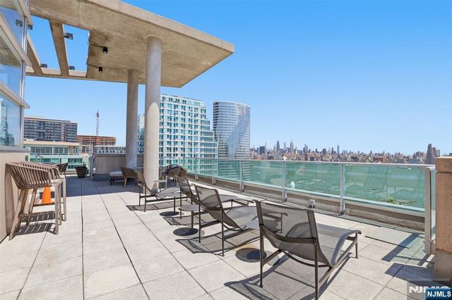 20 Newport Parkway 2012, Jersey City, NJ 07310
