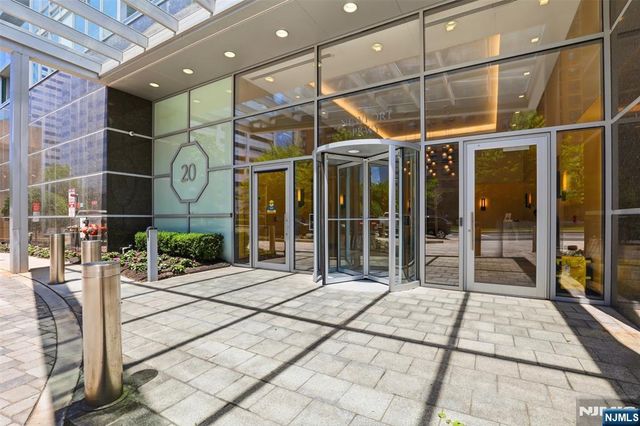 20 Newport Parkway 2012, Jersey City, NJ 07310