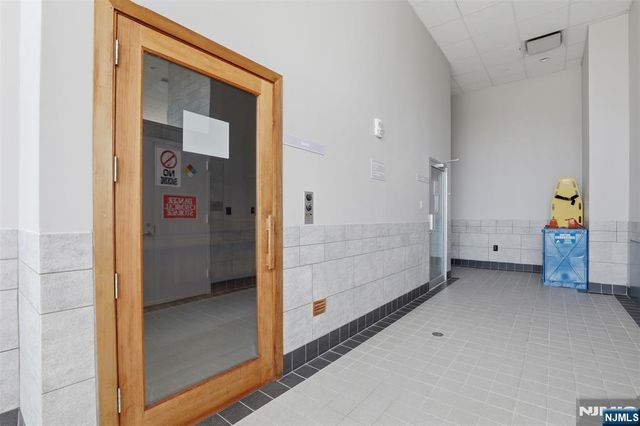 20 Newport Parkway 2012, Jersey City, NJ 07310