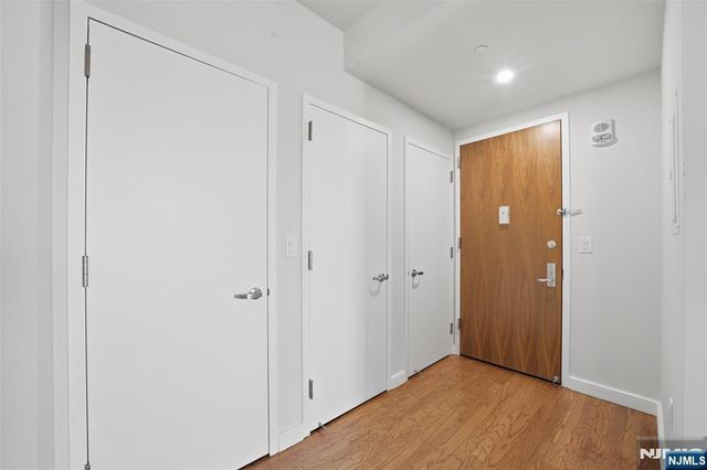 20 Newport Parkway 2012, Jersey City, NJ 07310