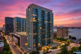 20 Newport Parkway 2012, Jersey City, NJ 07310