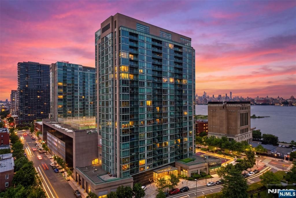 20 Newport Parkway 2012, Jersey City, NJ 07310