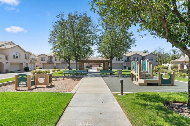 36341 Vincenzo, Winchester, CA 92596