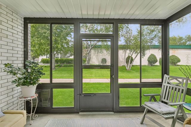 2710 Dale Street N B107, Roseville, MN 55113