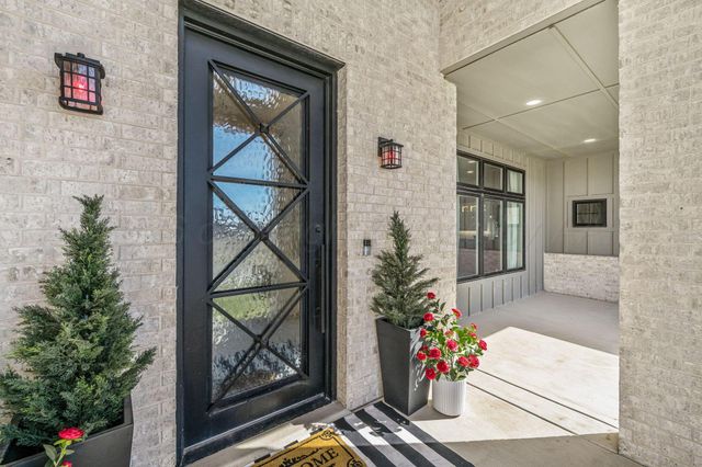 5602 HILLSTONE Avenue, Amarillo, TX 79118